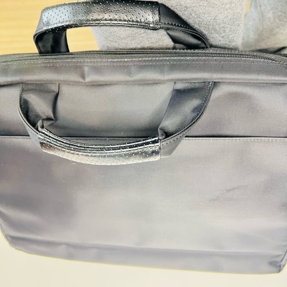 Brinch BW-205 laptop messenger bag **No shoulder strap - Picture 3 of 7